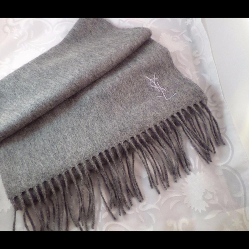 NEW Yves Saint Laurent YSL wool/cashmere scarf